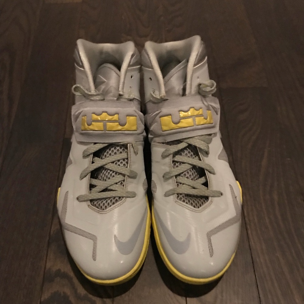Nike Lebron Zoom Soldier 7 (VII)